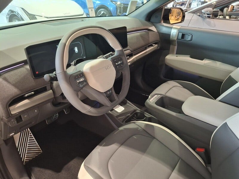 Kia EV3 (2)