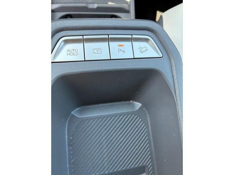 Kia EV3 (12)