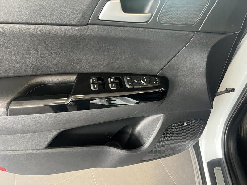 Kia Sportage (12)