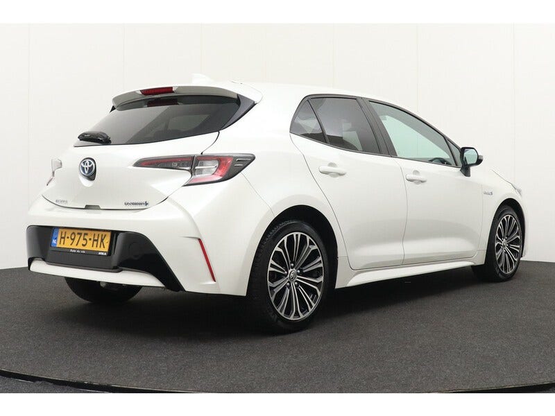 Toyota Corolla (2)