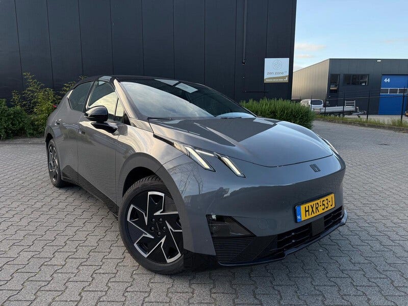 Lynk and Co 02