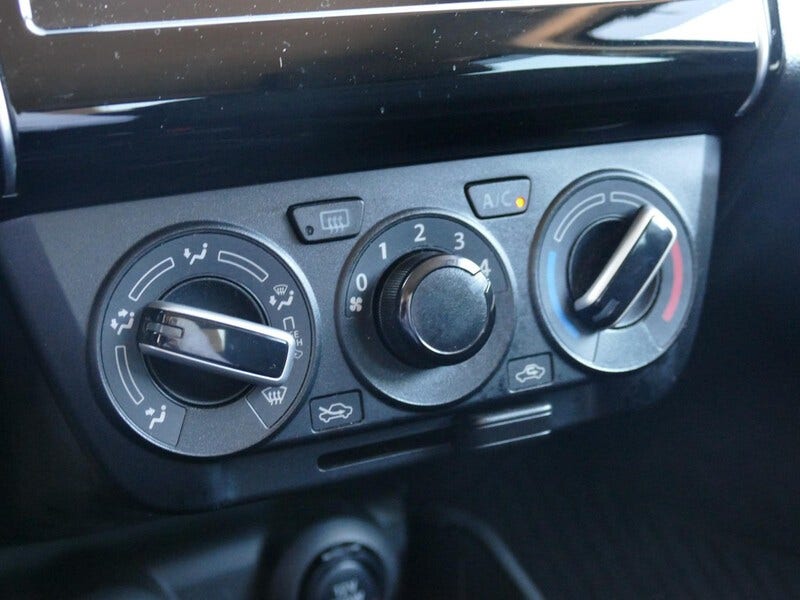 Suzuki Swift (21)