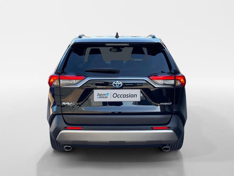 Toyota RAV4 (7)