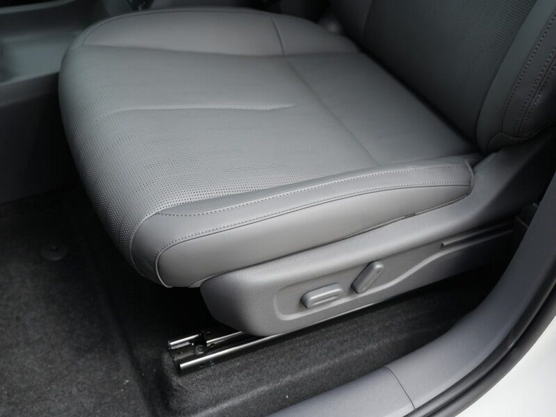 Leapmotor B10 (13)