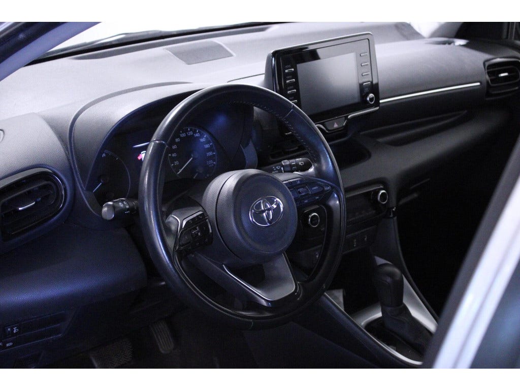 Toyota Yaris (10)