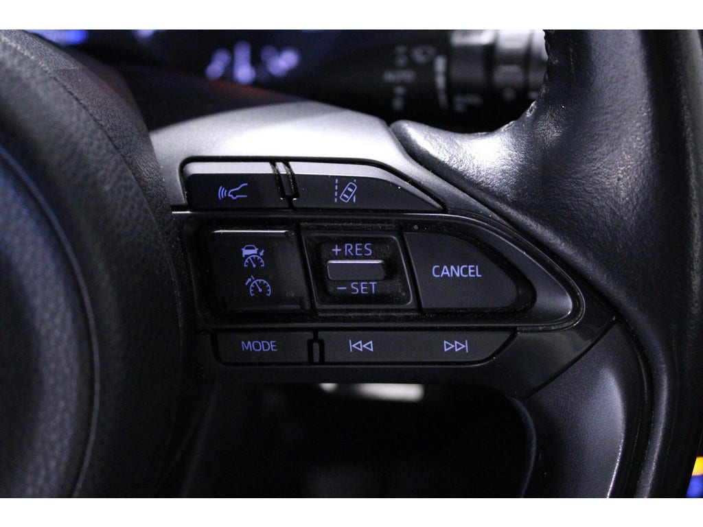 Toyota Yaris (13)