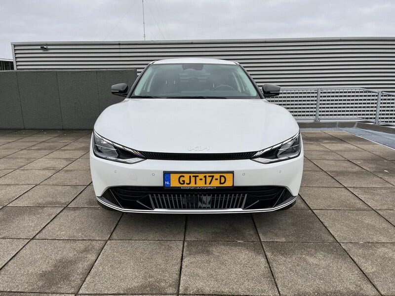 Kia EV6 (8)