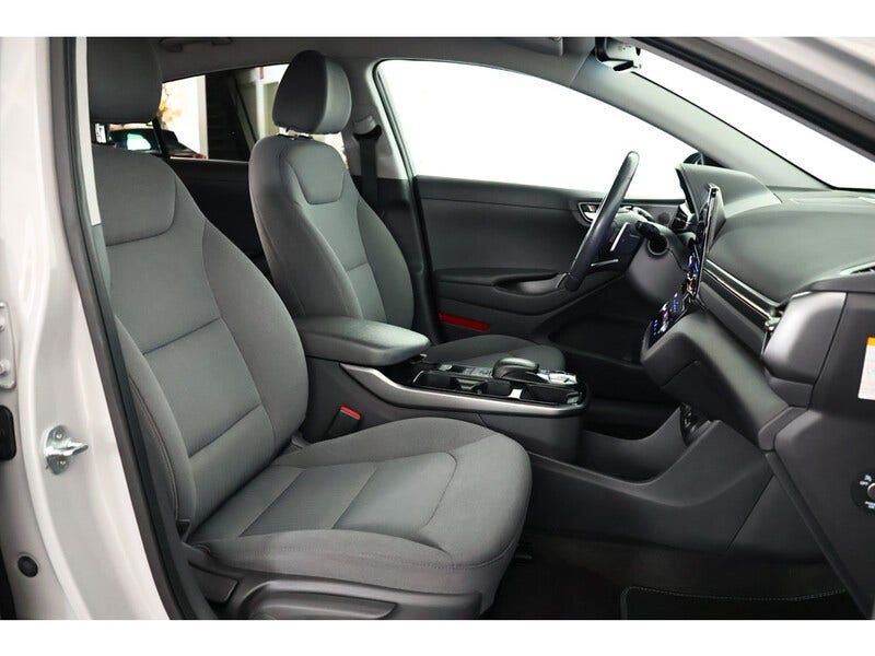 Hyundai IONIQ (3)
