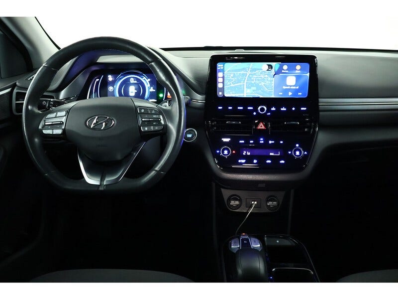 Hyundai IONIQ (13)
