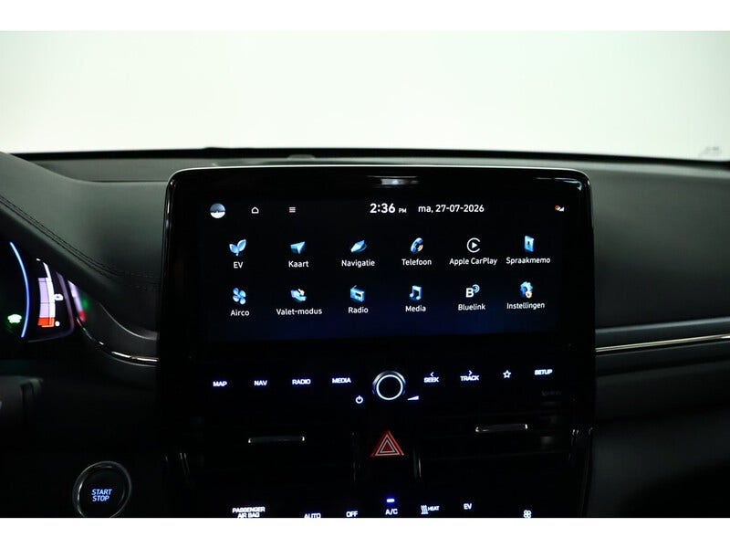 Hyundai IONIQ (15)