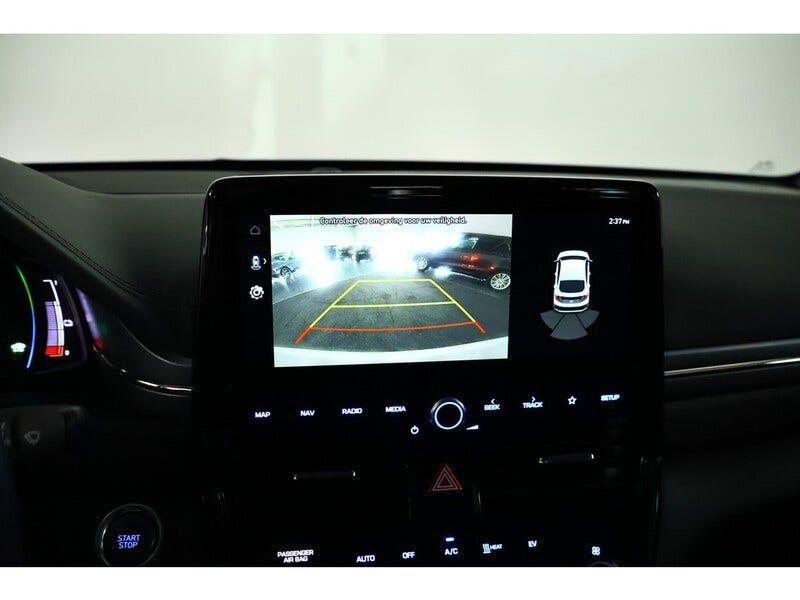 Hyundai IONIQ (18)