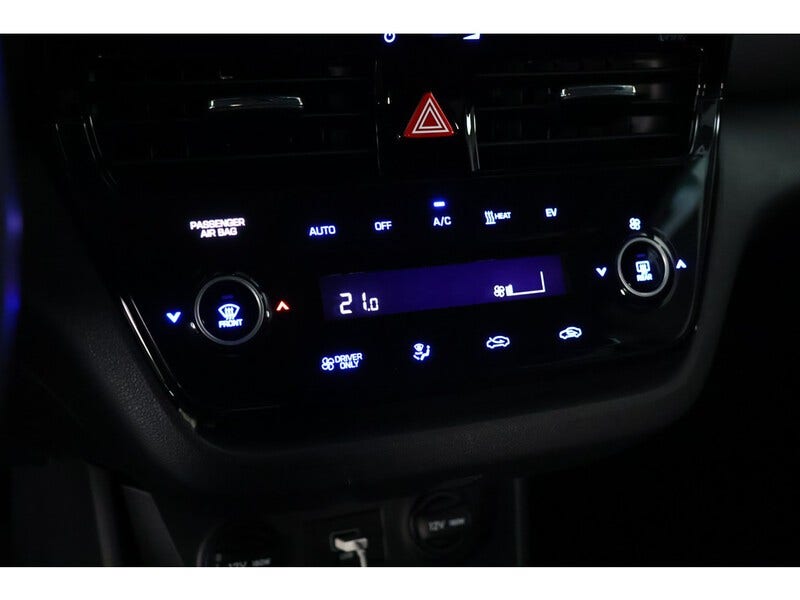 Hyundai IONIQ (23)