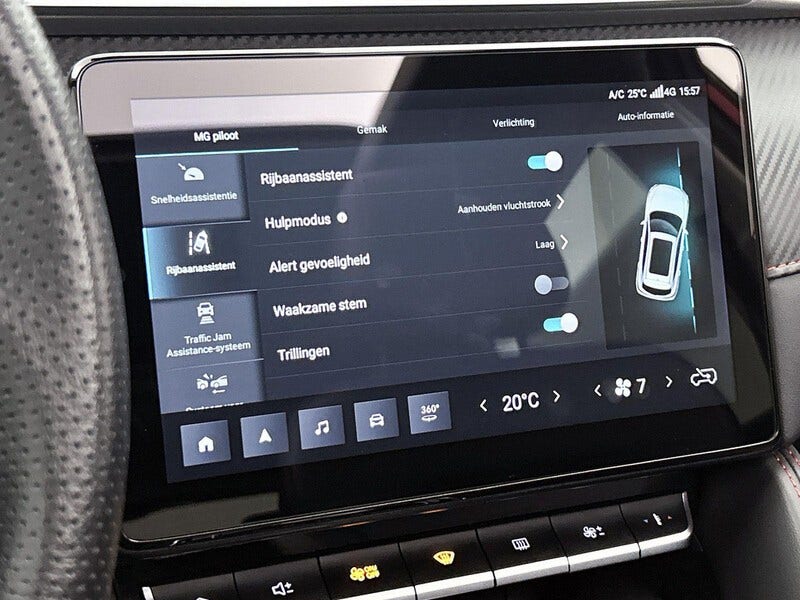 MG ZS (11)