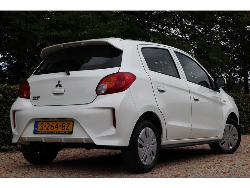 Mitsubishi Space Star (3)