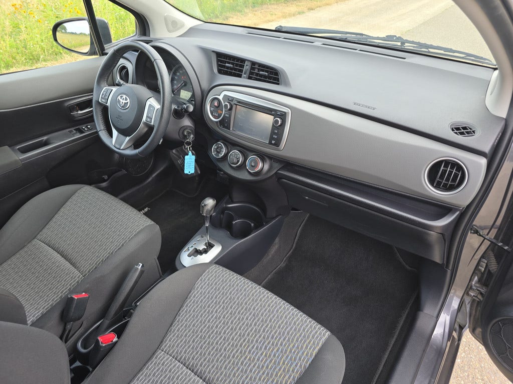 Toyota Yaris (14)