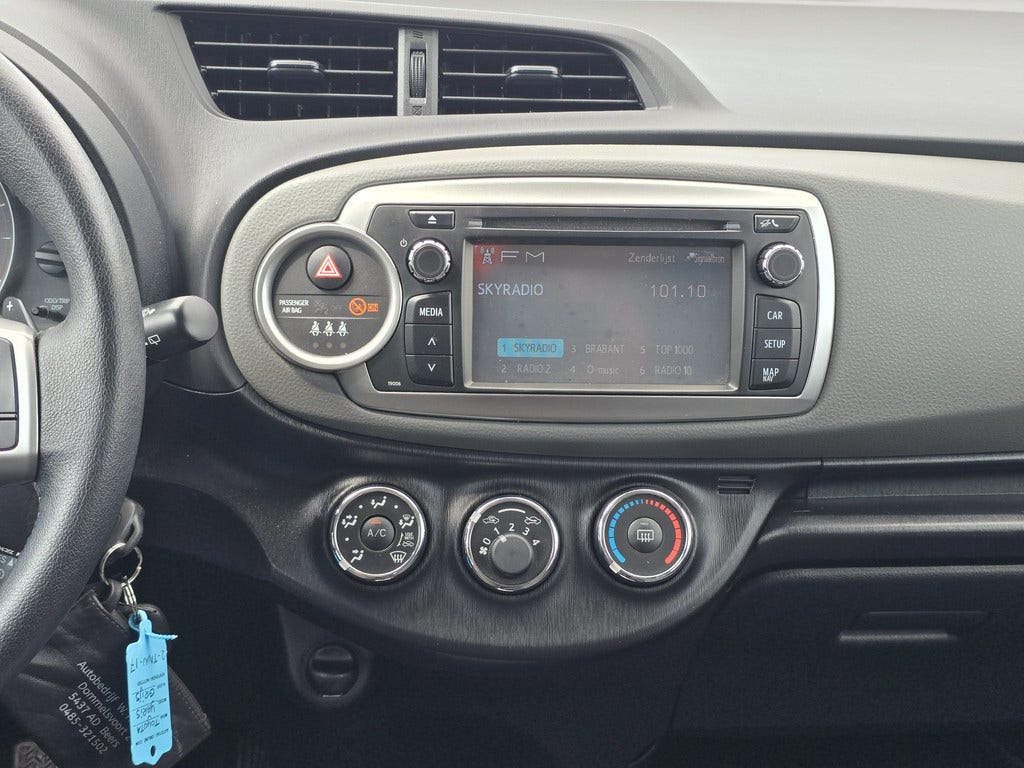 Toyota Yaris (16)