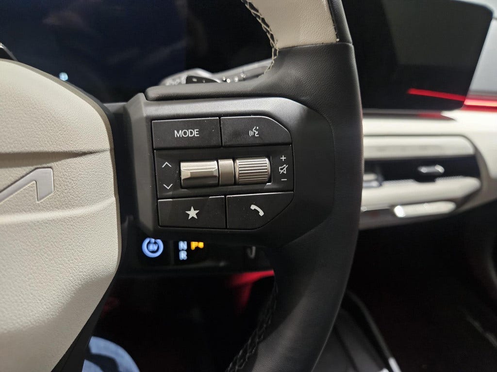 Kia EV4 (16)