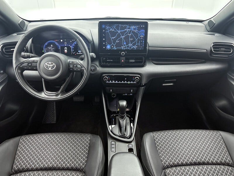 Toyota Yaris (4)