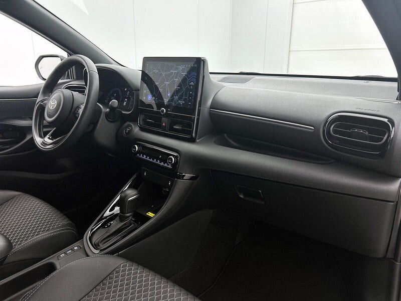 Toyota Yaris (6)
