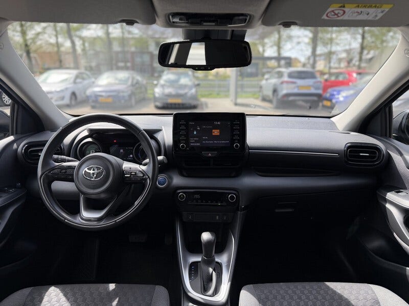 Toyota Yaris (3)