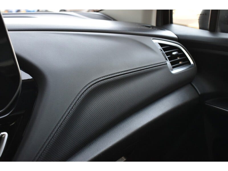 Suzuki Cross (24)
