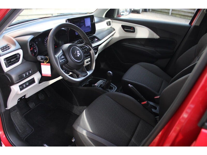 Suzuki Swift (7)