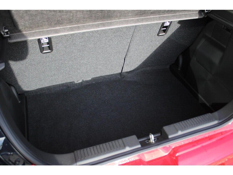 Suzuki Swift (9)