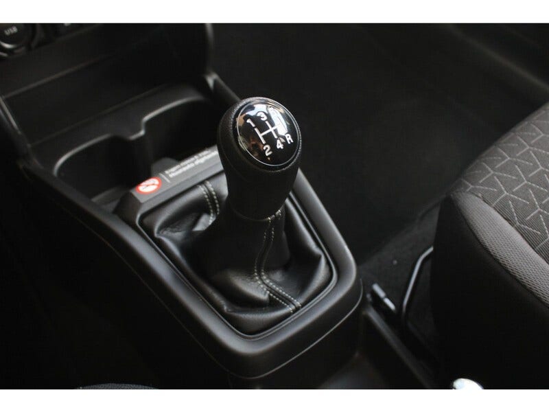 Suzuki Swift (10)