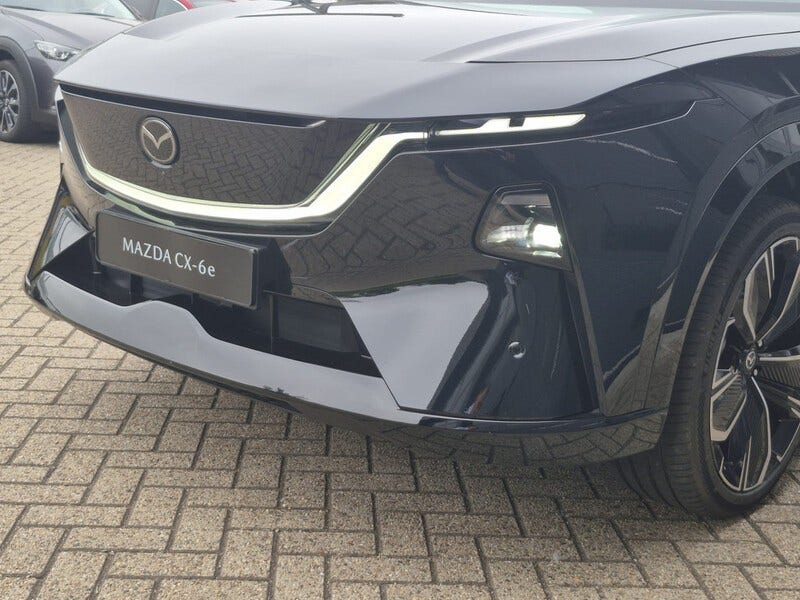 Mazda CX (7)