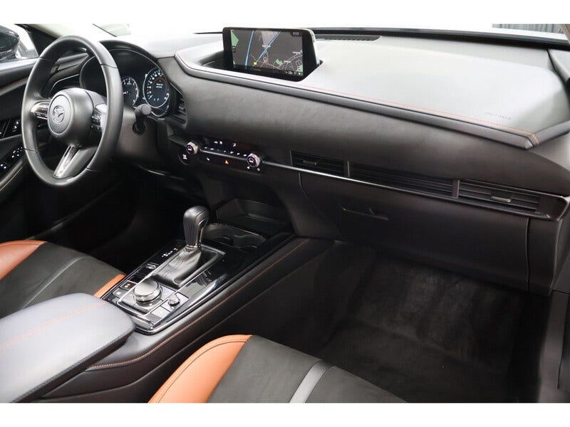 Mazda CX-30 (8)