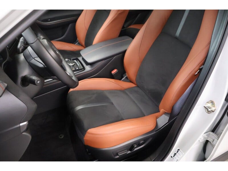 Mazda CX-30 (9)