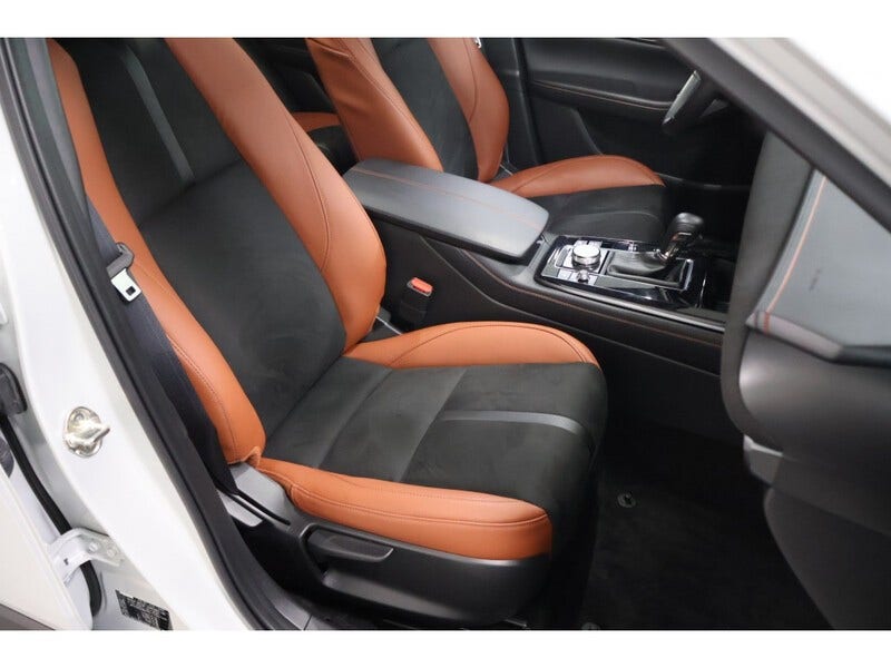Mazda CX-30 (13)