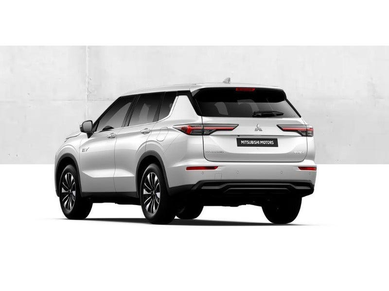 Mitsubishi Outlander (5)
