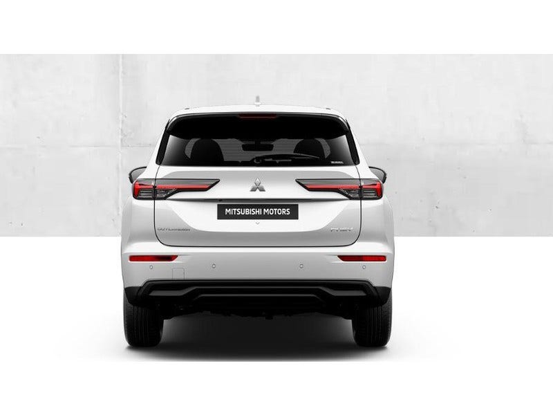 Mitsubishi Outlander (6)