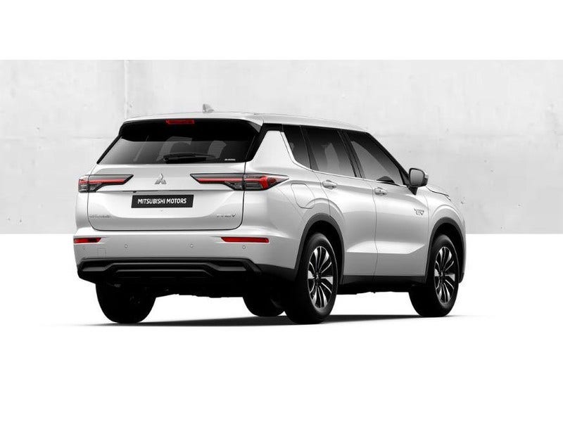 Mitsubishi Outlander (7)