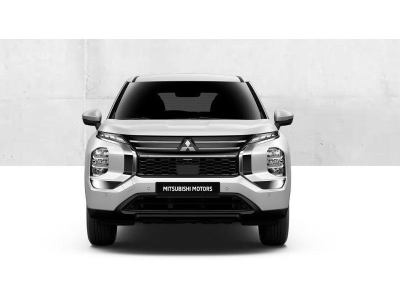 Mitsubishi Outlander (12)