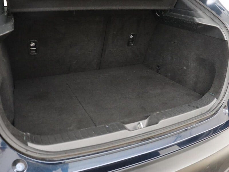 Mazda CX-30 (12)