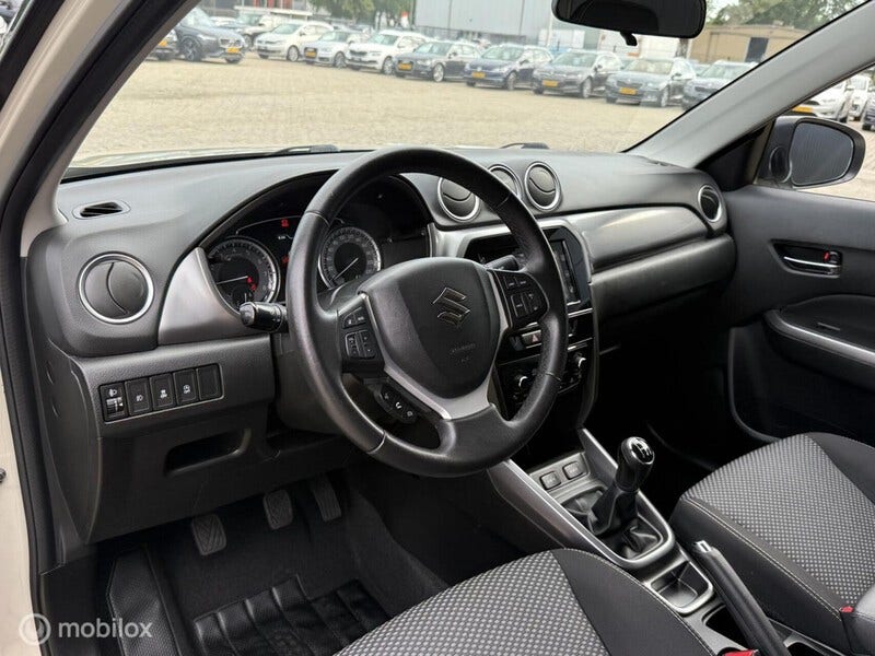Suzuki Vitara (10)