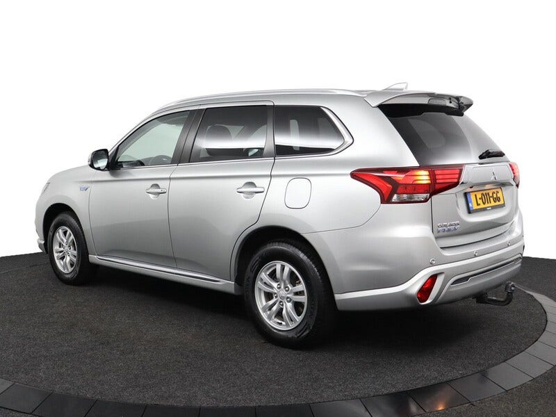 Mitsubishi Outlander (3)