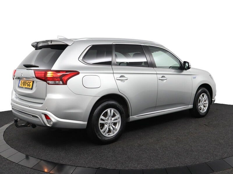 Mitsubishi Outlander (5)