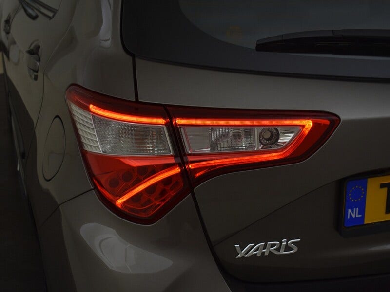 Toyota Yaris (10)