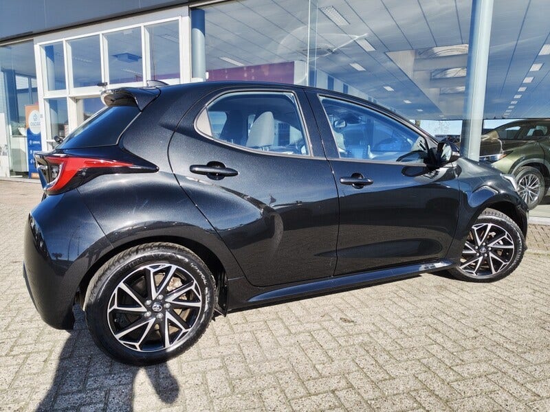 Toyota Yaris (5)