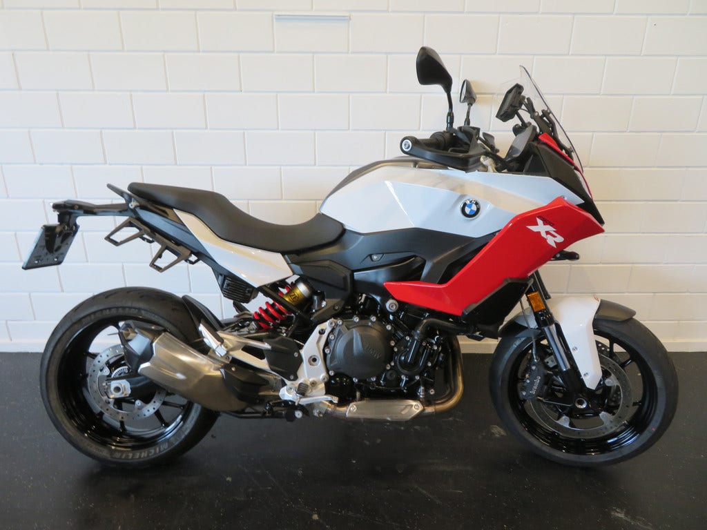 BMW F 900 XR