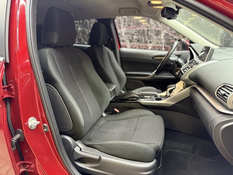 Mitsubishi Eclipse Cross (8)