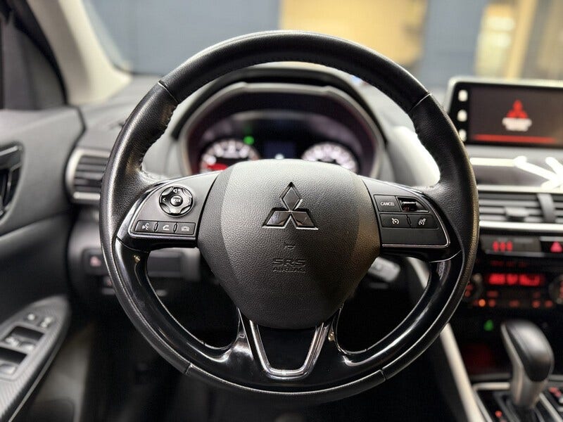 Mitsubishi Eclipse Cross (12)