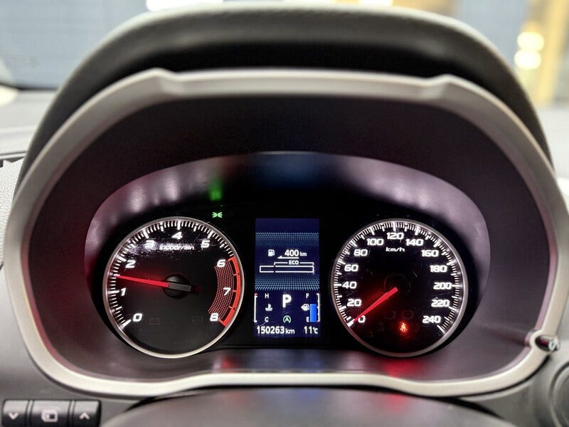 Mitsubishi Eclipse Cross (17)