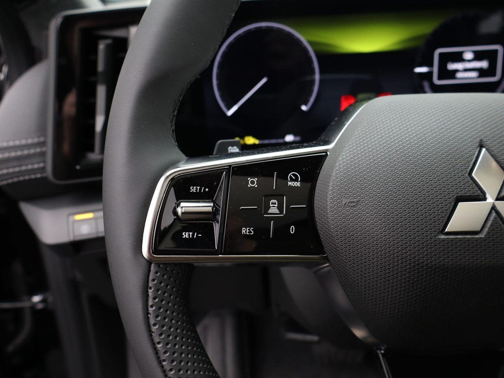Mitsubishi Eclipse Cross (21)