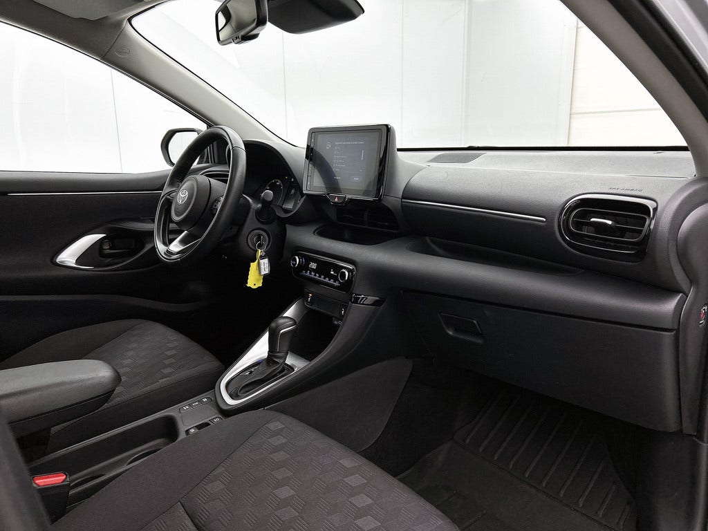 Toyota Yaris (6)
