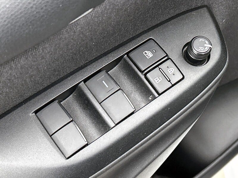 Toyota Yaris (19)
