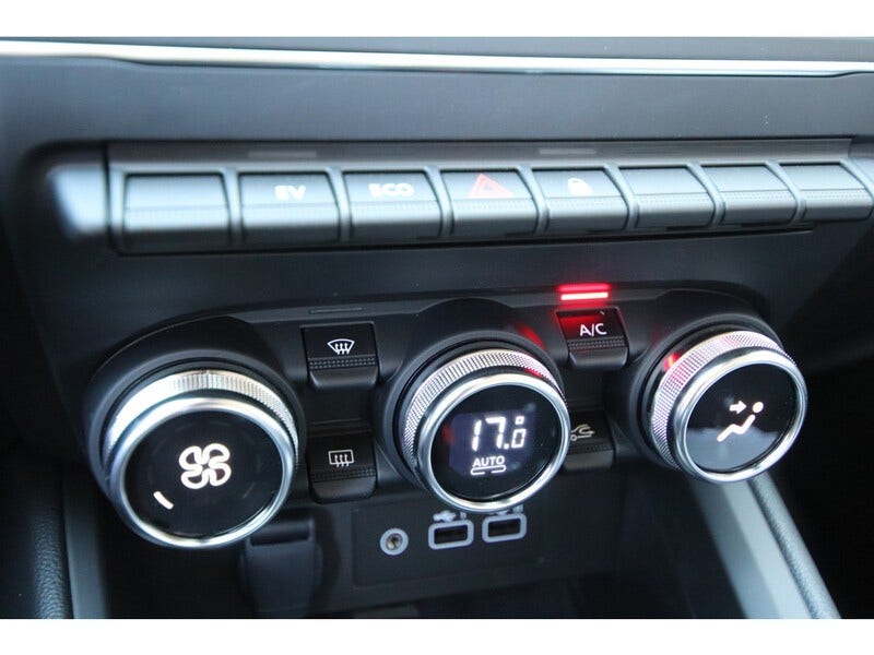 Mitsubishi Colt (5)